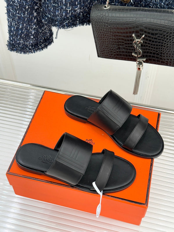 HM 26WF Monica Sandal Black Sheepskin 642857