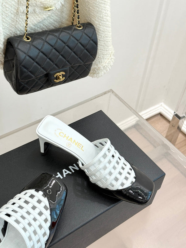 CC Woven Square-Toe Slippers Black White Leather 825775