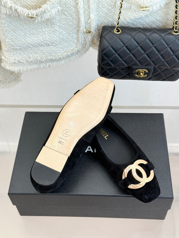 CC 26s Buckle Square Toe Ballet Flat Black Suede 829734