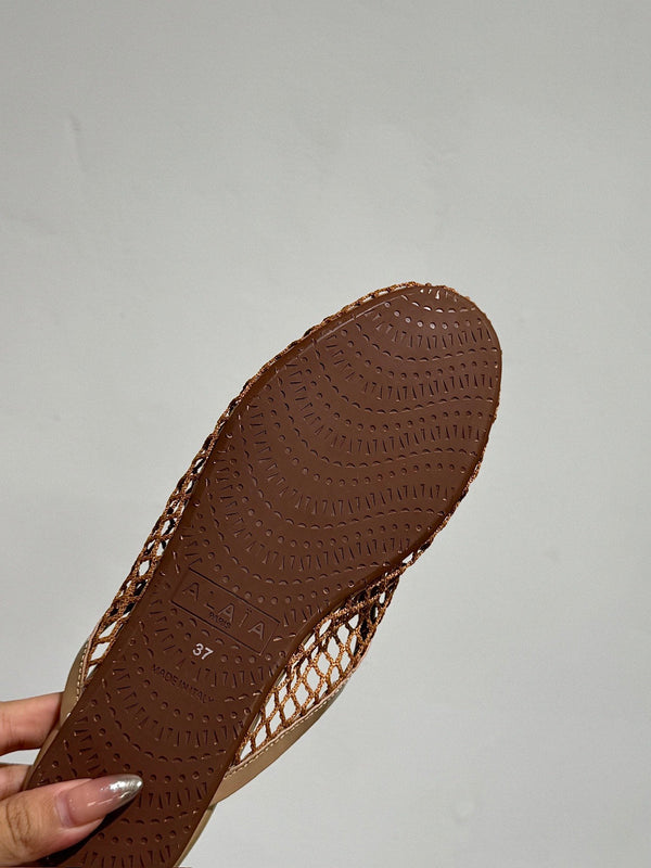 MULES ALAIA FLAT IN RETE MARRONE RAME