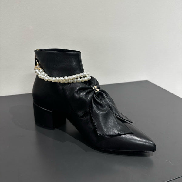 CC Ankle Boots Black Bow Tie Cowhide