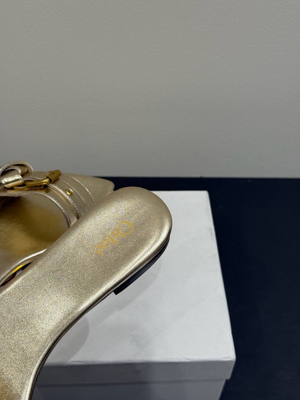 Loewe 25 Bow Metal Buckle Slide Pelle di vacchetta dorata