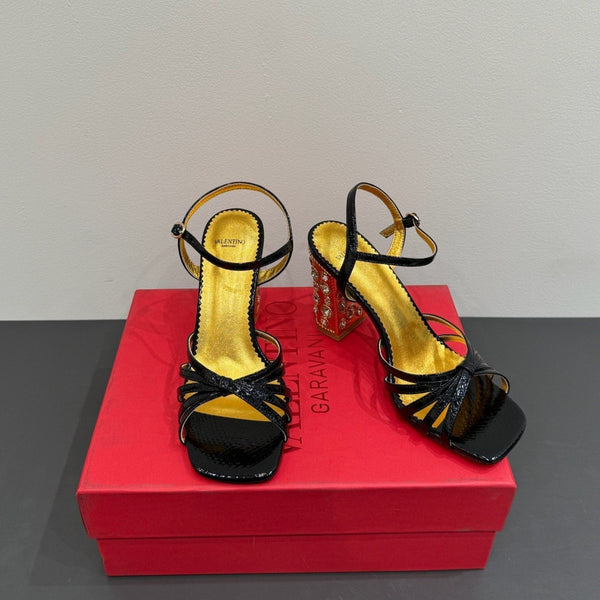 VT 25 Jewel Sandals Black Cowhide 337920