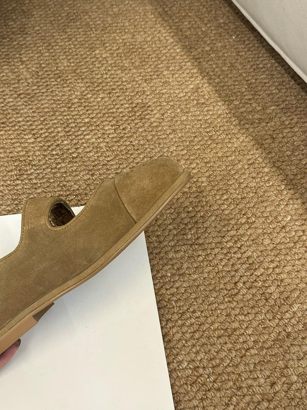CC 26s Mary Jane Flats Caramel Brown Suede Shearling Lining