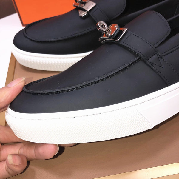 Mocassini slip-on da uomo HM Game in pelle di vacchetta nera 473158