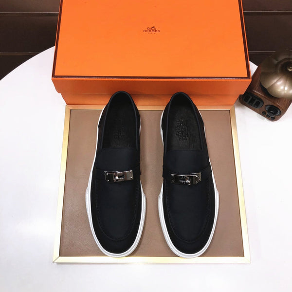 Mocassini slip-on da uomo HM Game in pelle di vacchetta nera 473158