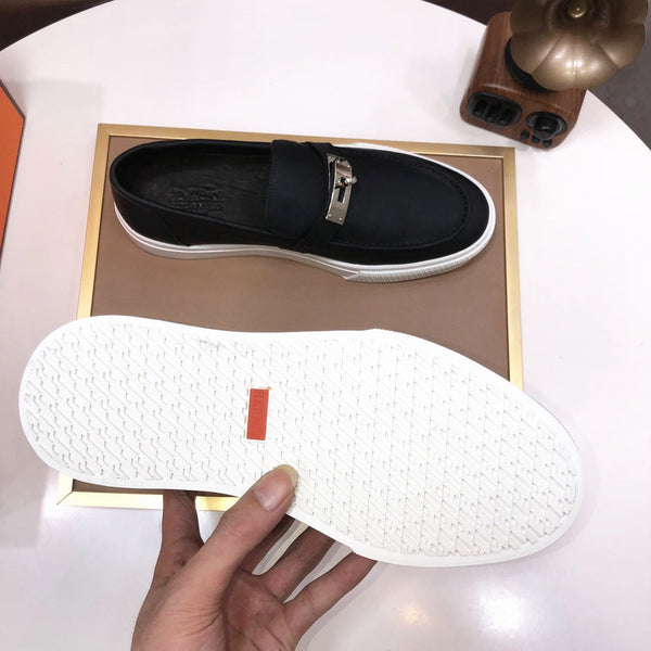 Mocassini slip-on da uomo HM Game in pelle di vacchetta nera 473158