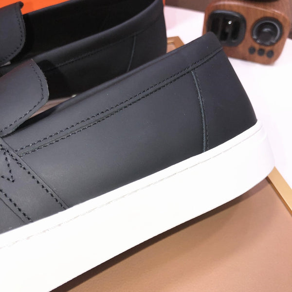 Mocassini slip-on da uomo HM Game in pelle di vacchetta nera 473158