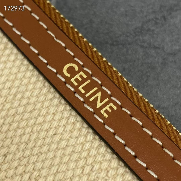 Petite pochette Celine avec broderie ancre veau marron beige textile