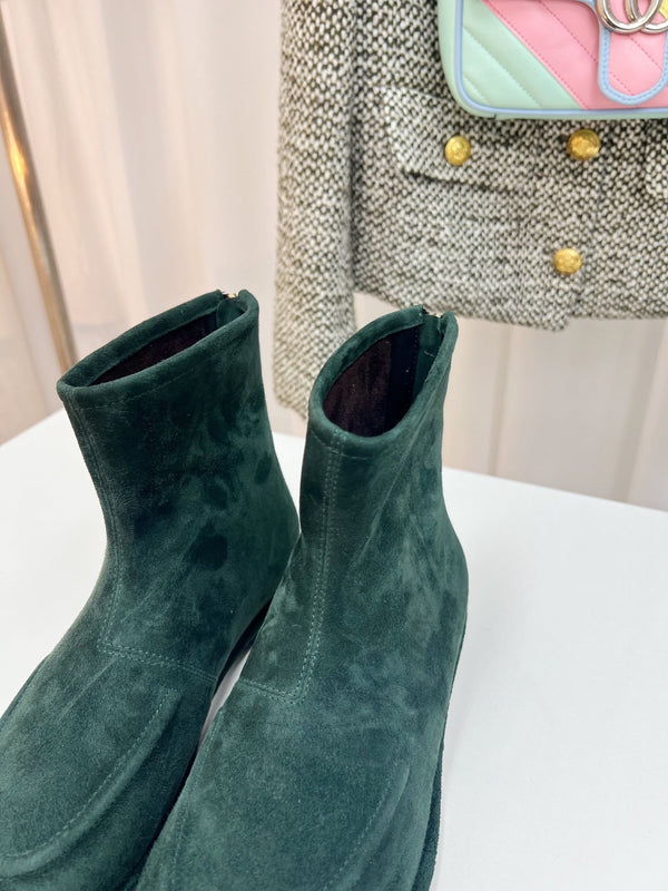 TR 26s Zipped Boot Flat Emerald Suede 146490
