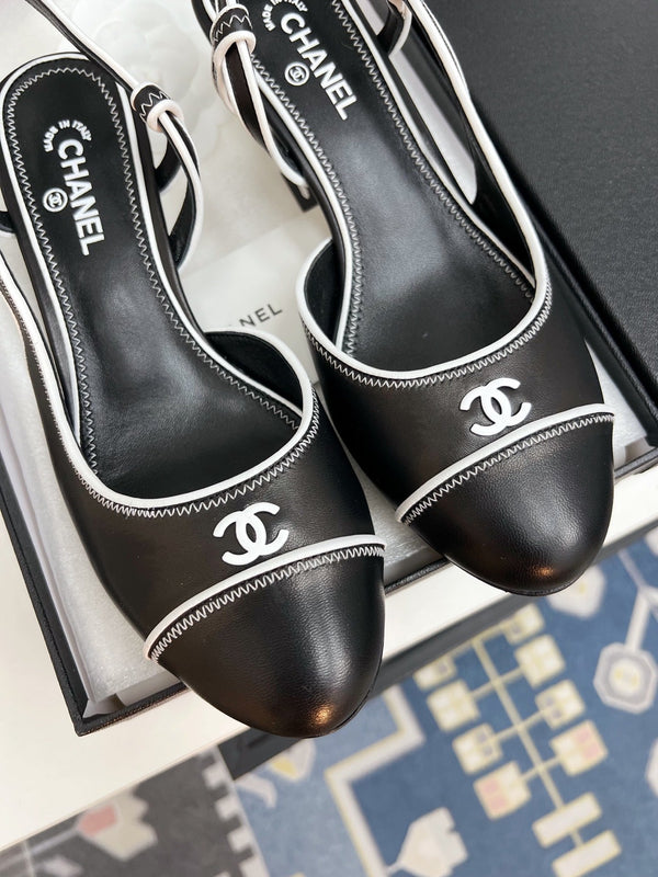 CC Slingback Heels With White Contrast Stitching Black Lambskin 476710