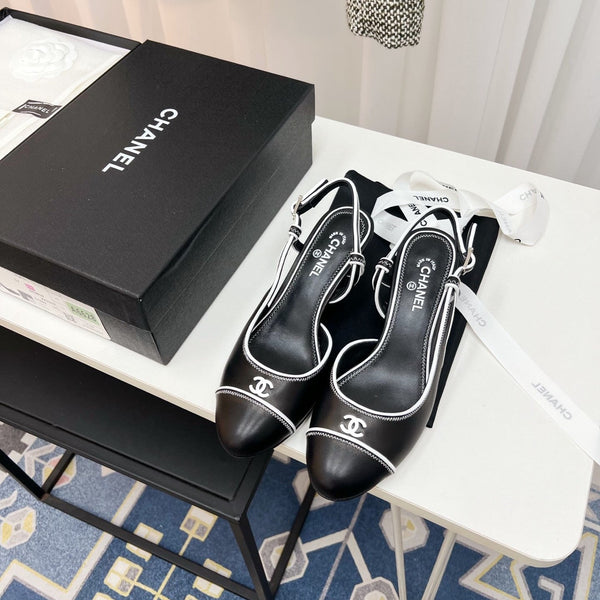 CC Slingback Heels With White Contrast Stitching Black Lambskin 476710