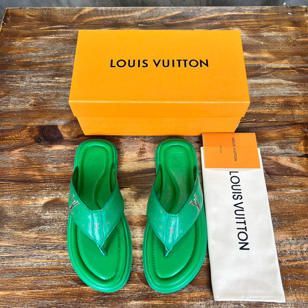 LV THONG SLIPPER IN SHAMROCK GREEN  MONOGRAM CALFSKIN