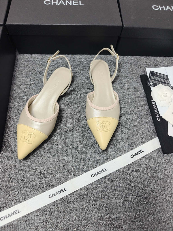 CC 26s Escarpins à bride arrière pointus en cuir Kaki Jaune 681973