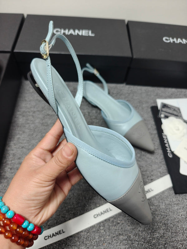 Escarpins à bride arrière en cuir gris-bleu 26s CC 681974