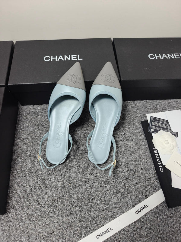 Escarpins à bride arrière en cuir gris-bleu 26s CC 681974