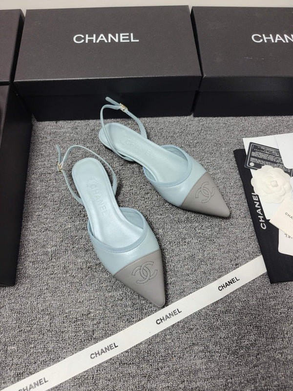 Escarpins à bride arrière en cuir gris-bleu 26s CC 681974