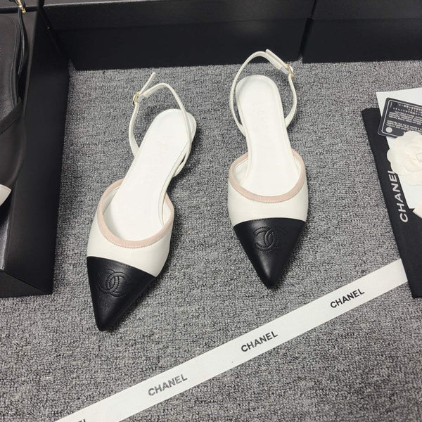 Escarpins à bride arrière CC 26s en cuir noir et blanc 681975
