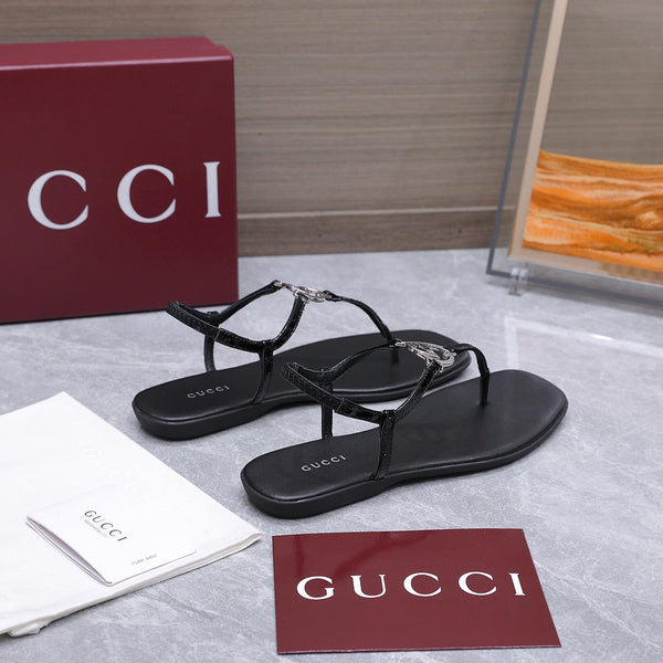 GG Thong Sandal With Interlocking G Black Sheepskin 864298