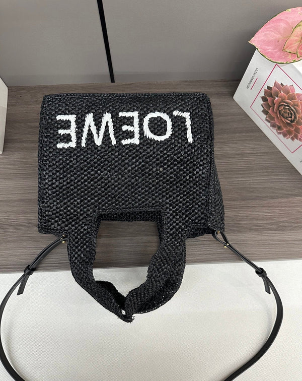 Cabas Loewe petit format en raphia noir