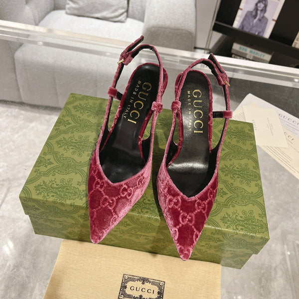 DÉCOLLETÉ CON TACCO ALTO GG SLINGBACK IN VELLUTO MAGENTA