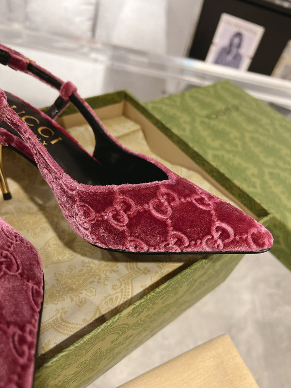 DÉCOLLETÉ CON TACCO ALTO GG SLINGBACK IN VELLUTO MAGENTA