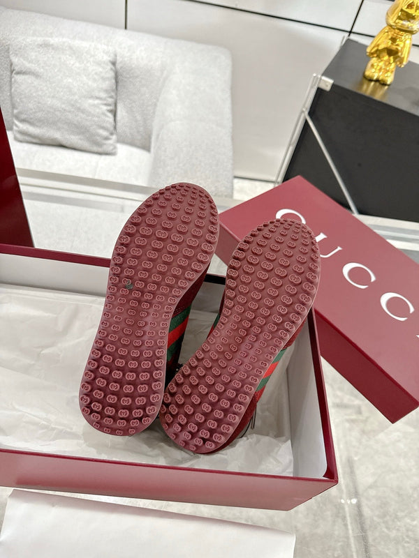 GC 2025 Re-Motion Sneaker in pelle scamosciata rossa e pelle bovina 292414