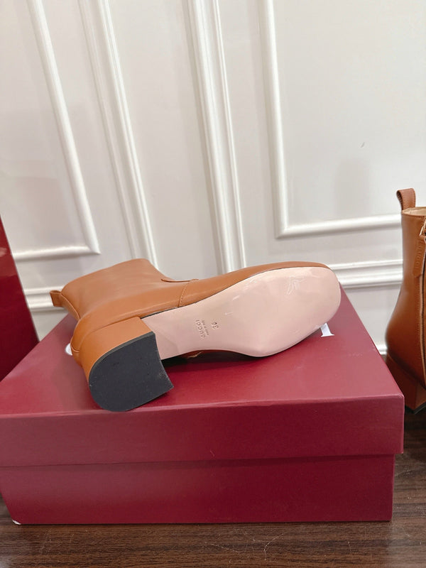 Gucci Horsebit Chunky Heel Ankle Boots Brown Cowhide 490561