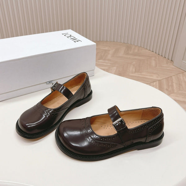 Loewe Campo Mary Jane Ballerina Flat in pelle di mucca mogano