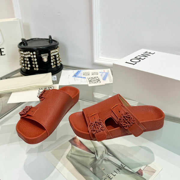 Loewe Ease Leather Slide Marrone Pelle di pecora
