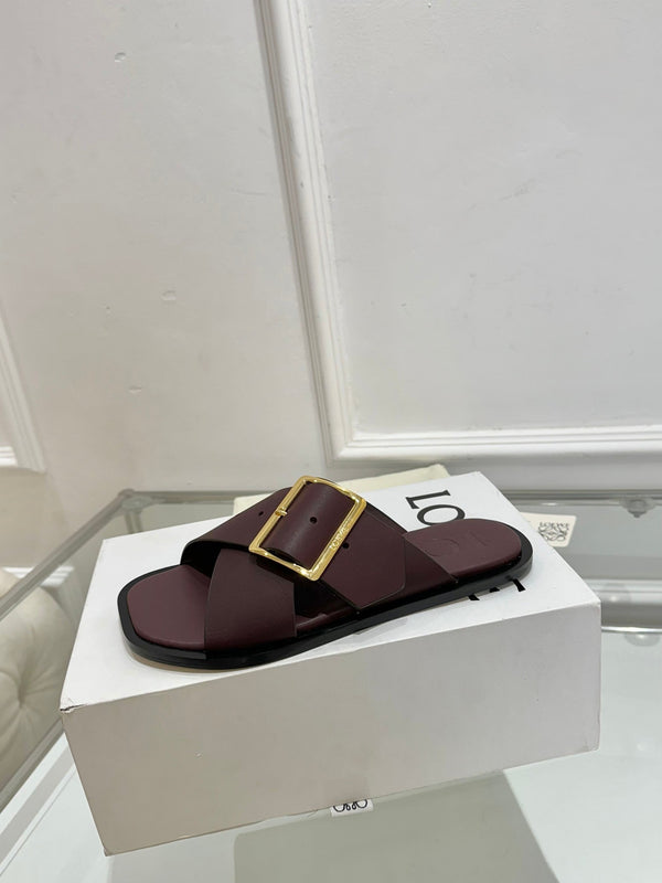 Loew Petal Buckle Slide Burgundy Leather 881318