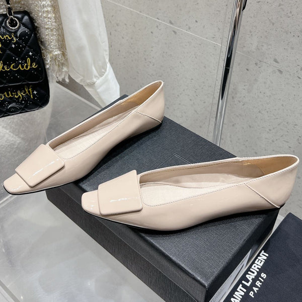 BALLERINA IN VITELLO VERNICIATO BEIGE PANNA