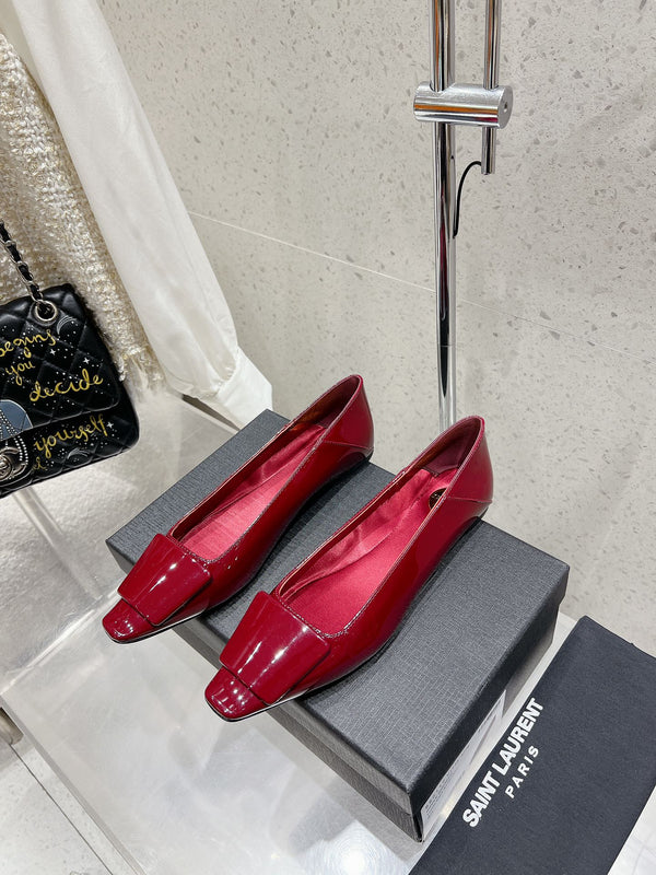 BALLERINA IN VITELLO VERNICIATO ROSSO RUBINO