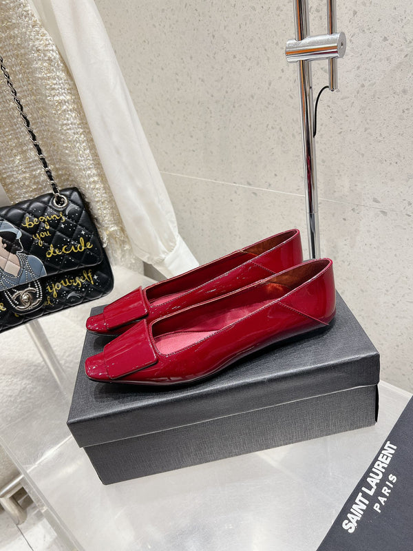 BALLERINA IN VITELLO VERNICIATO ROSSO RUBINO