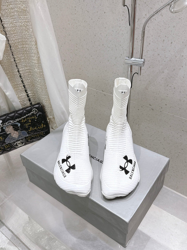 UNDER ARMOUR HYPER SNEAKER IN WHITE MIX BLACK KNITTED FABRIC