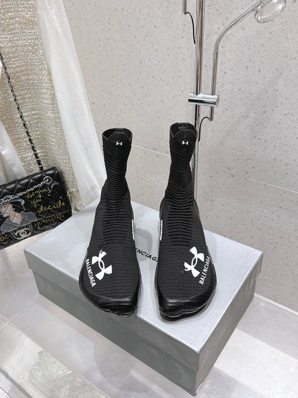 UNDER ARMOUR HYPER SNEAKER IN BLACK MIX WHITE KNITTED FABRIC