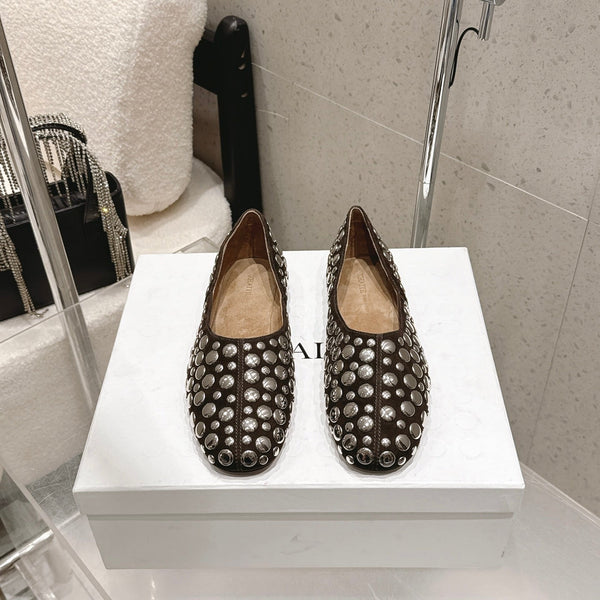 CL 26s Flat Shoes In Dark Brown Suede With Metal Studs