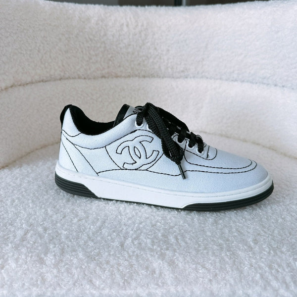 CC Sneaker In White Canvas Fabric 144501