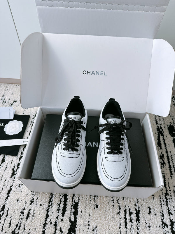 CC Sneaker In White Canvas Fabric 144501