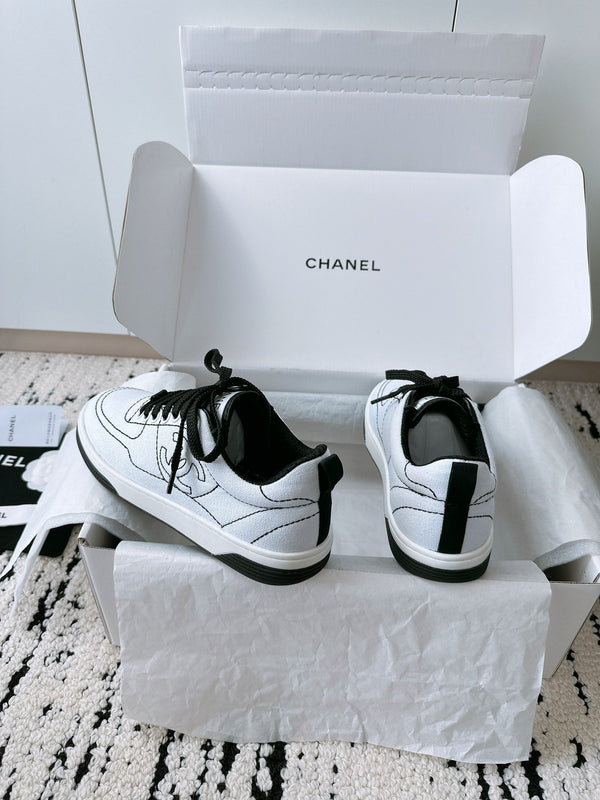 CC Sneaker In White Canvas Fabric 144501