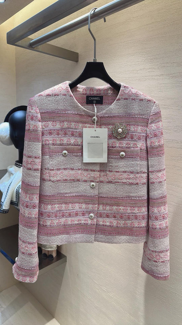 Veste Chanel 2026 en tweed rose et blanc