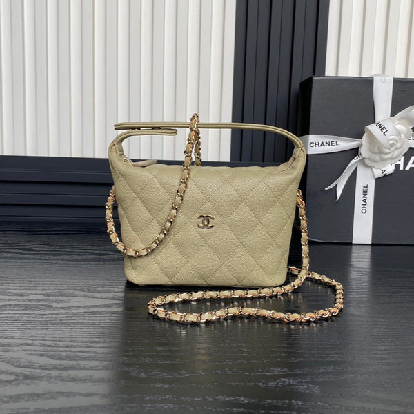 Borsa Hobo CC 25C 21,5 cm con manico superiore in pelle di vitello martellata beige