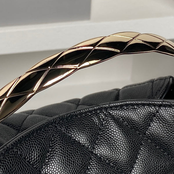 Sac à main CC Coco Crush en cuir de caviar noir