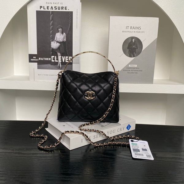 Sac à main CC Coco Crush en cuir de caviar noir