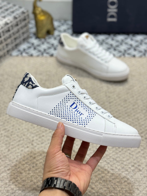 CD LOW TOP BASIC SNEAKER IN PELLE DI VITELLO BIANCA E COBALTO