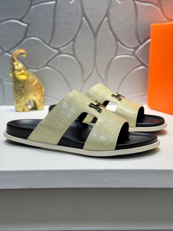 HM Oran H Slippers in Cream Cowhide 735233