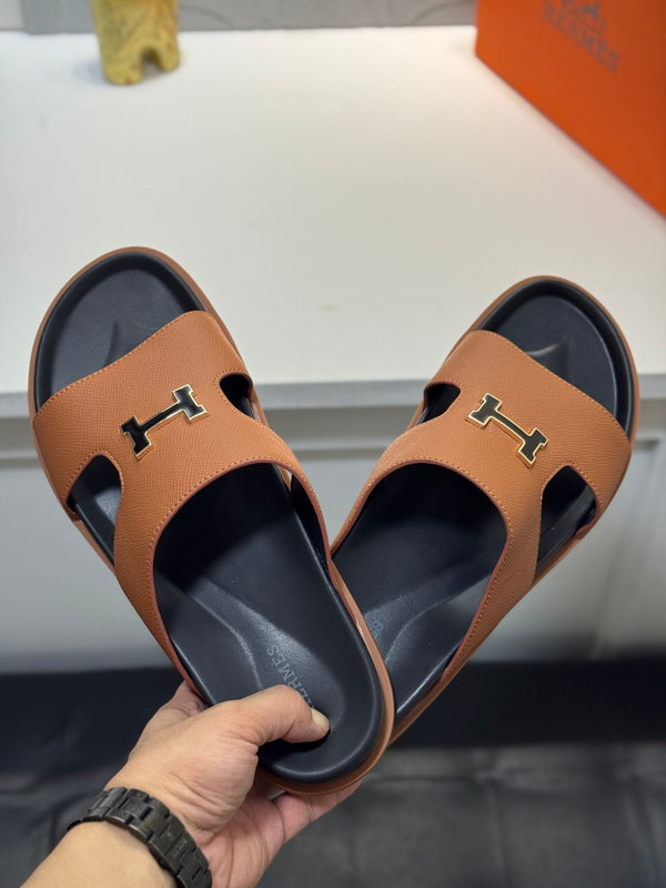 HM Oran H Black Gold Buckle Slippers in Brown Cowhide 735252