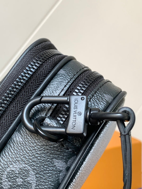 LV Nano Alpha 18.5 cm Black Monogram Eclipse Canvas