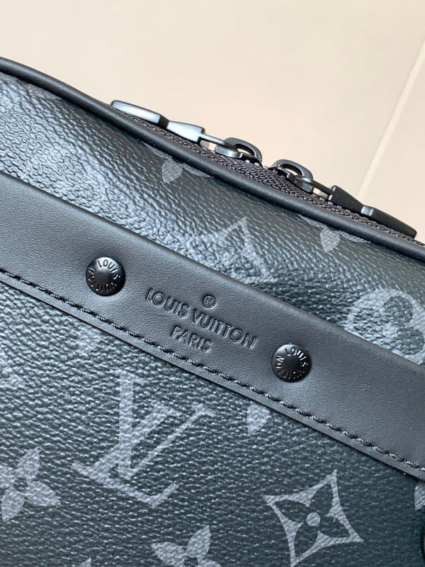 LV Nano Alpha 18.5 cm Black Monogram Eclipse Canvas