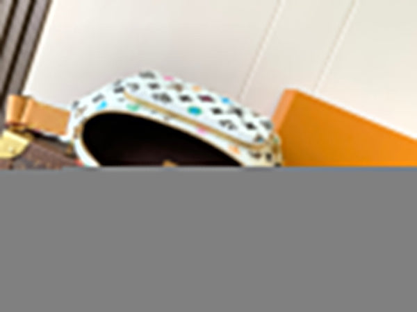 LV x Tyler M24858 Rush Bumbag in tela monogramma bianca e pelle di vitello GHW 
